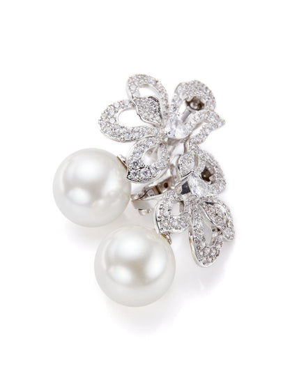 Elegance in Pearl