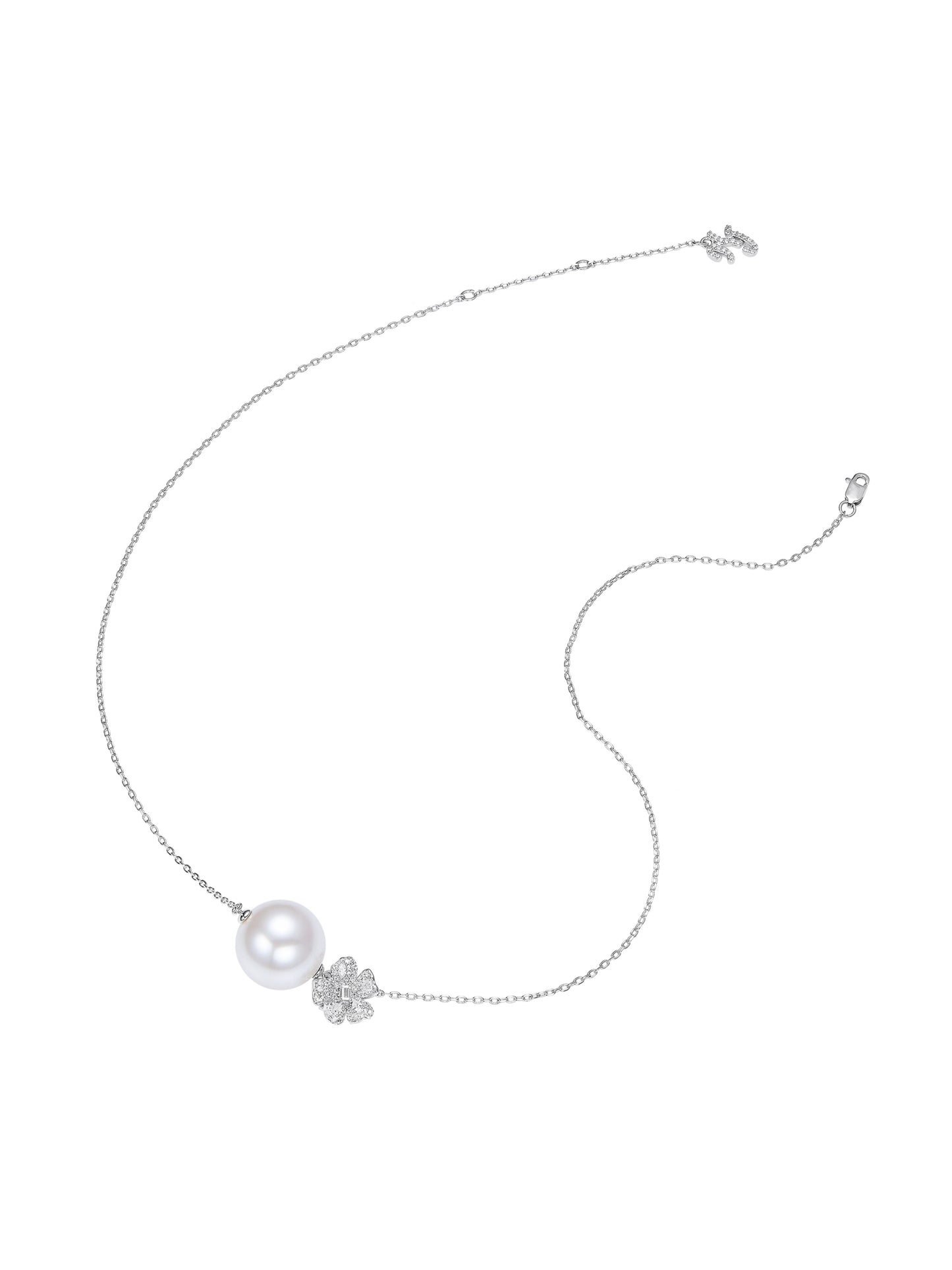 Lovelle Floral White Necklace