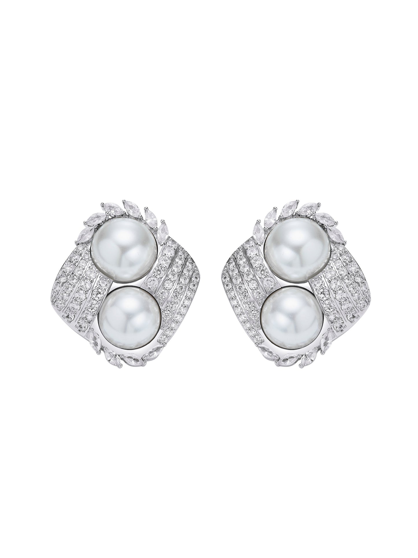 Amoura Pearl White Earrings