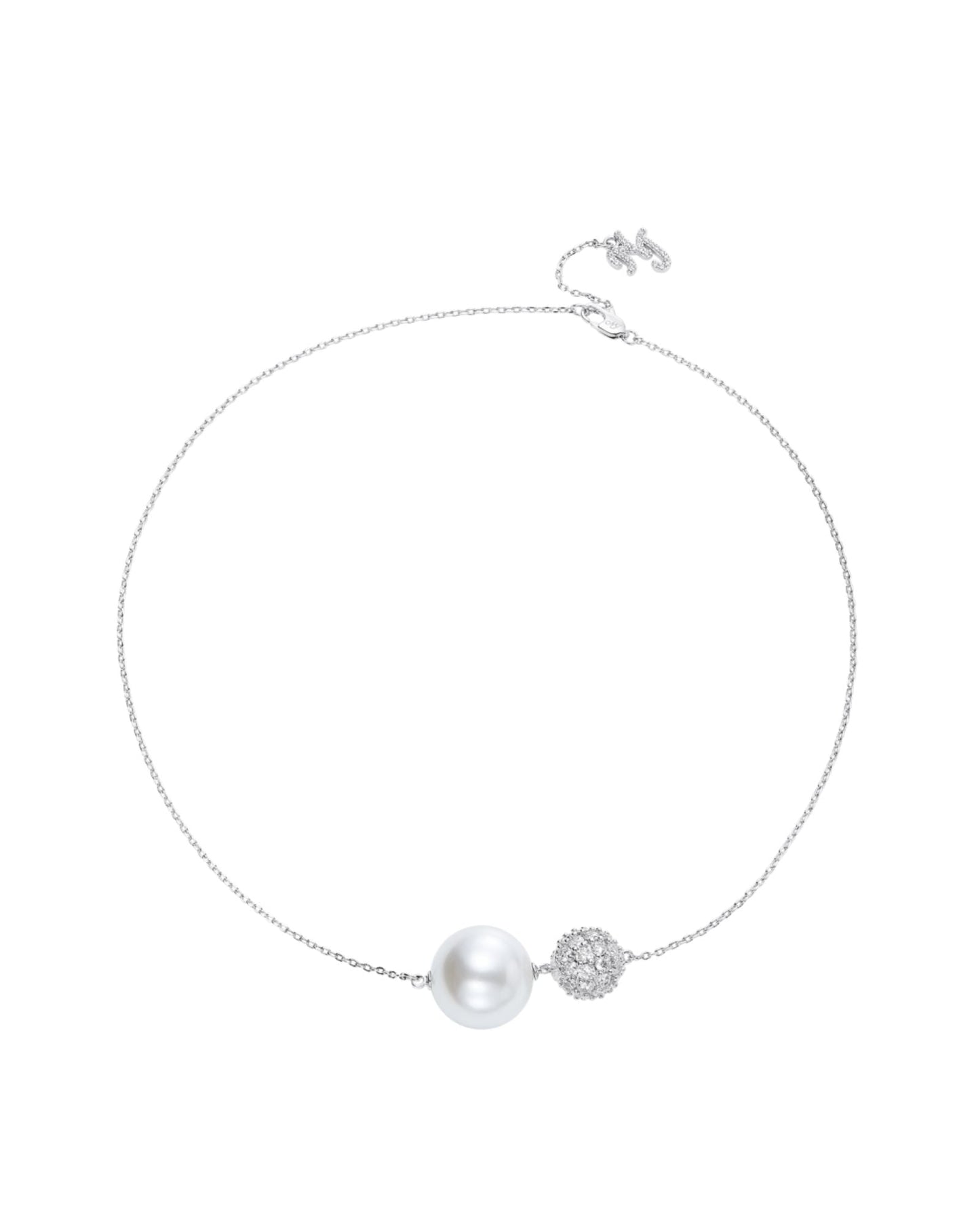 Evie Pearl Necklace
