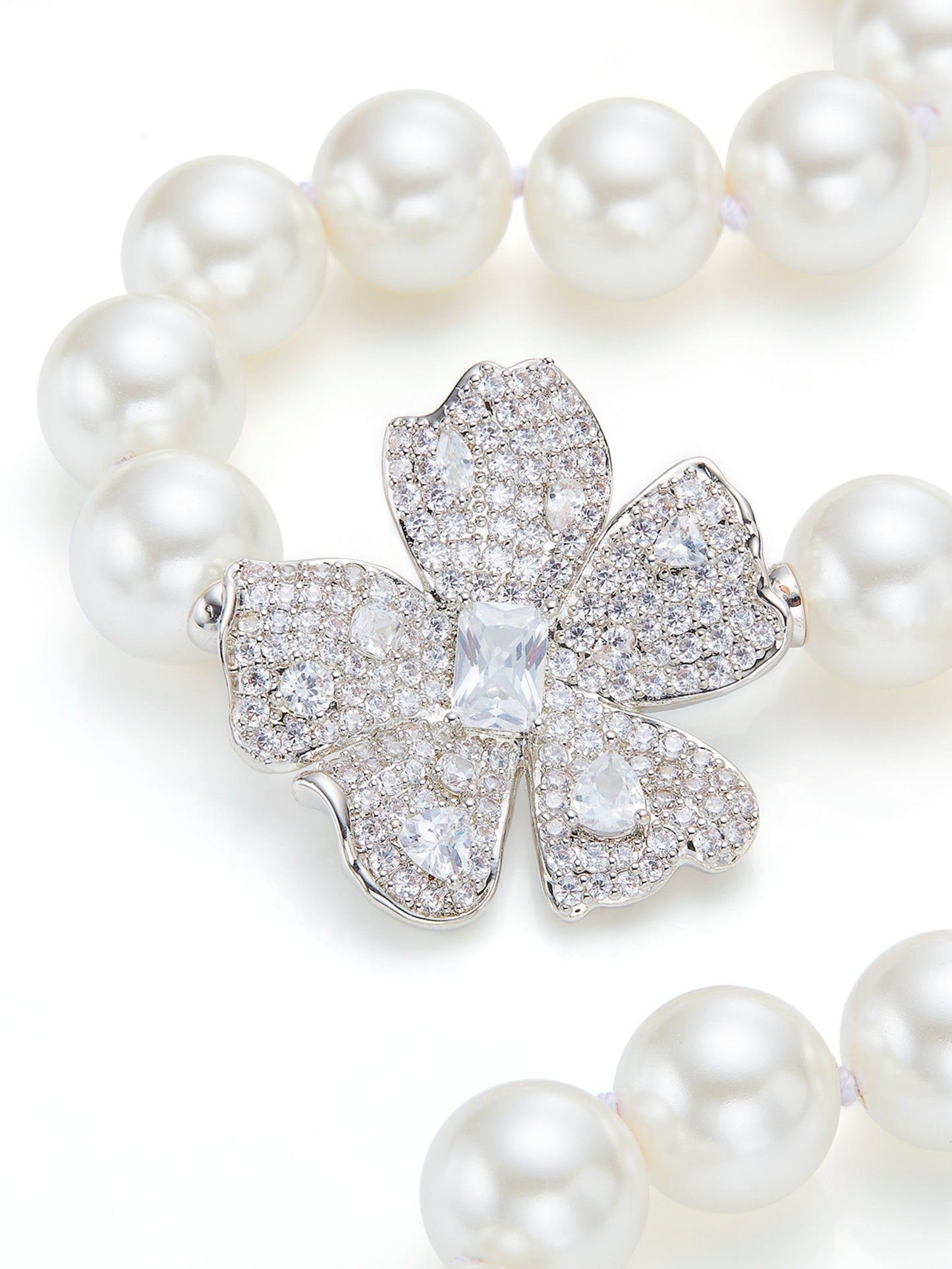 Bellina Floral Pearl Necklace