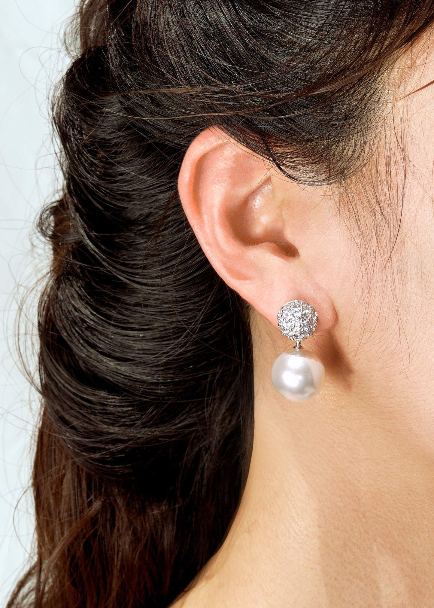 Evie Pearl Earrings