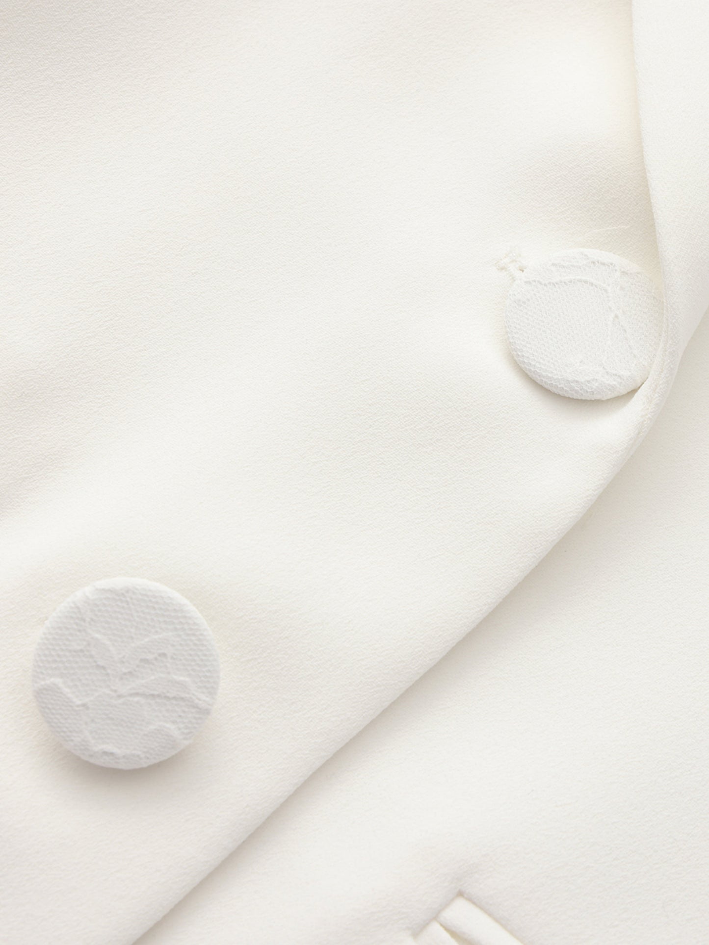 Margot Peak-Lapel White Blazer