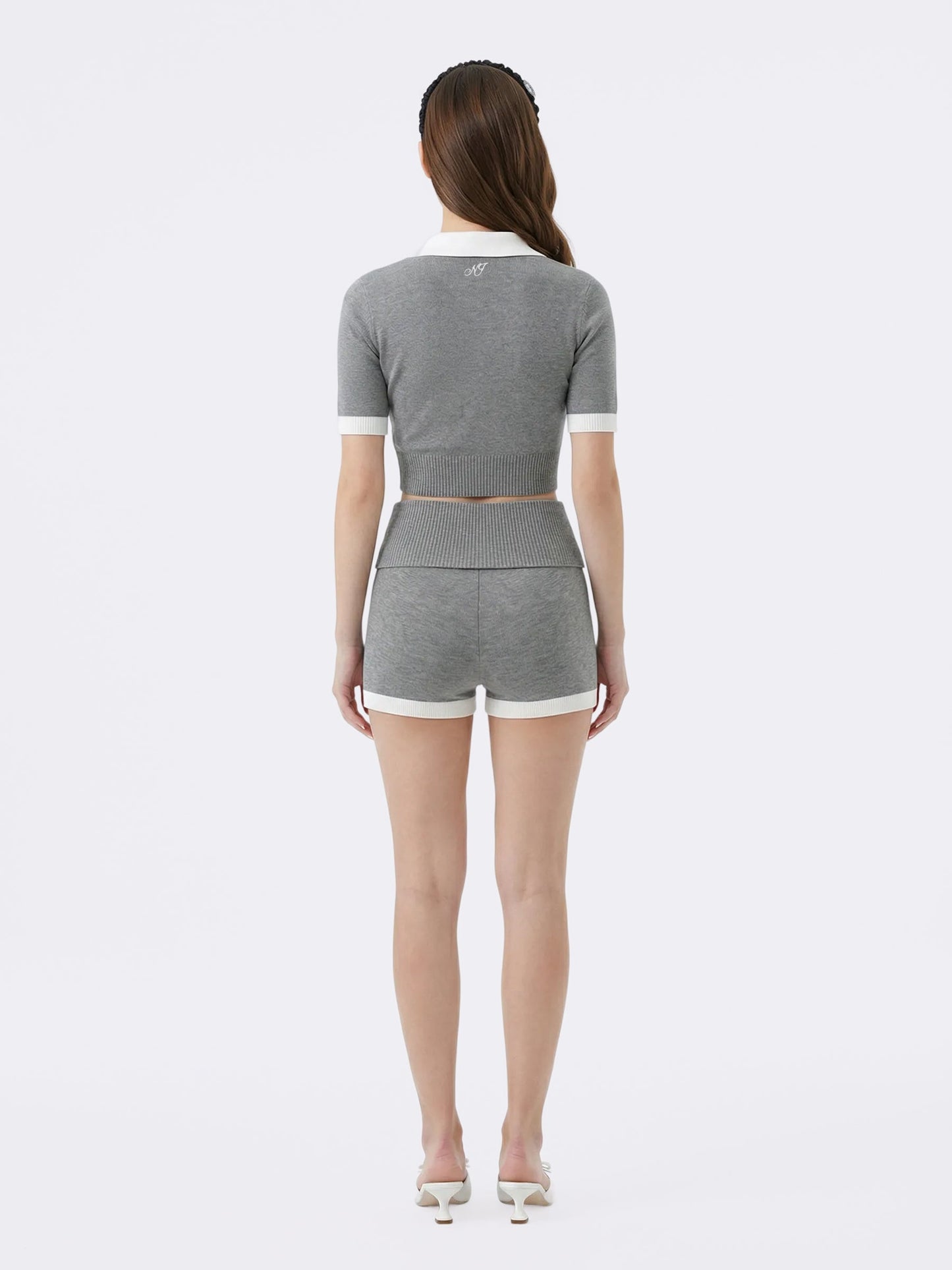 Mia Contrast-Collar Grey Short Sleeve Knit Top